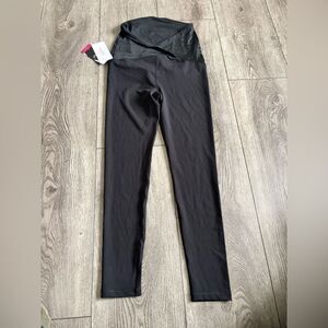 Isabel Ingrid maternity active leggings with built in back support